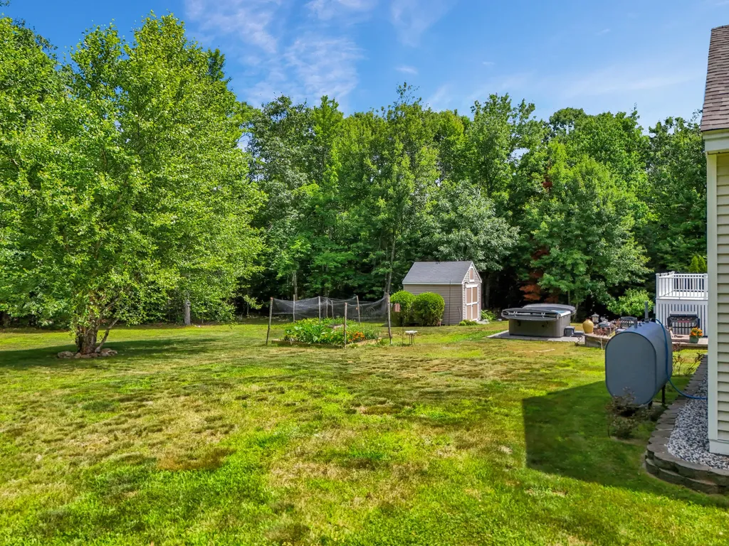 6 Little Ossipee Landing Waterboro ME 04061
