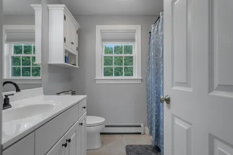6 Little Ossipee Landing Waterboro ME 04061