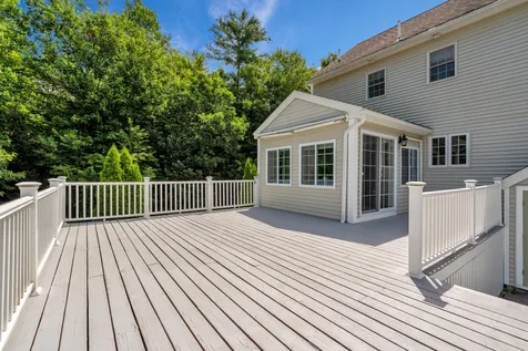 6 Little Ossipee Landing Waterboro ME 04061