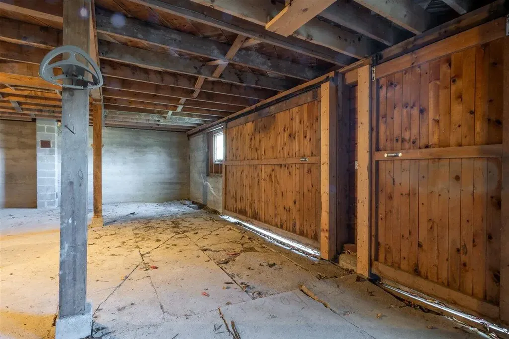 261 S Union Road Union ME 04862