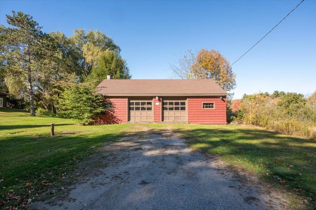 261 S Union Road Union ME 04862