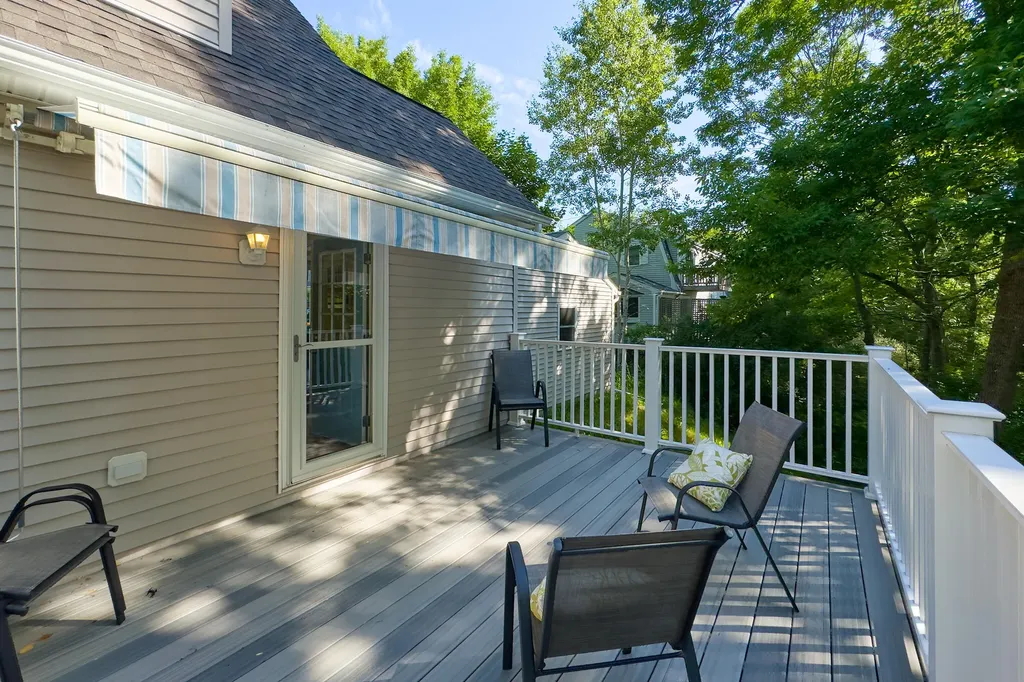 26 Acadia Drive Rockland ME 04841