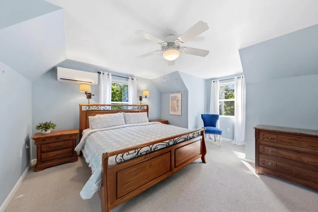 26 Acadia Drive Rockland ME 04841