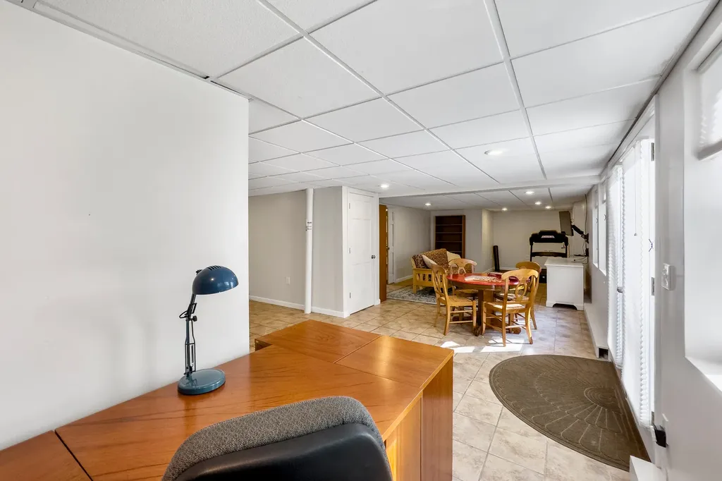 26 Acadia Drive Rockland ME 04841