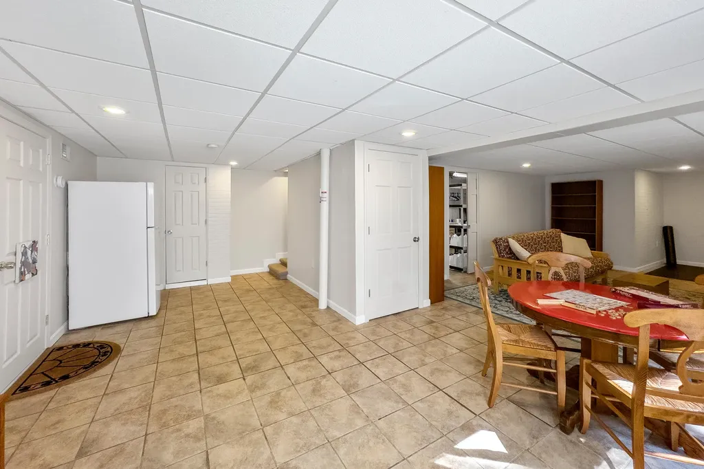 26 Acadia Drive Rockland ME 04841