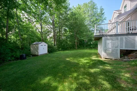26 Acadia Drive Rockland ME 04841