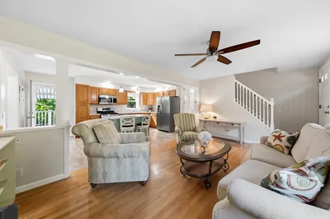 26 Acadia Drive Rockland ME 04841