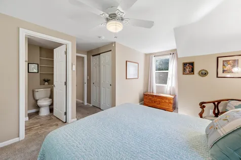 26 Acadia Drive Rockland ME 04841