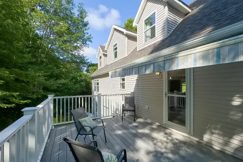 26 Acadia Drive Rockland ME 04841