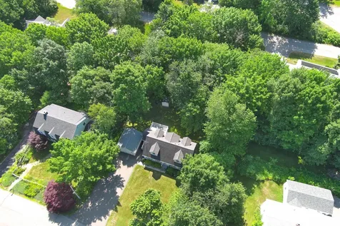 26 Acadia Drive Rockland ME 04841