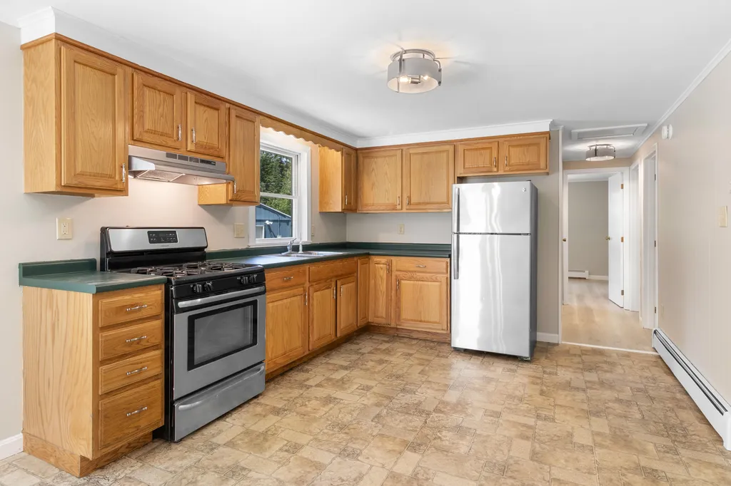 224 Walleston Road Saint George ME 04860