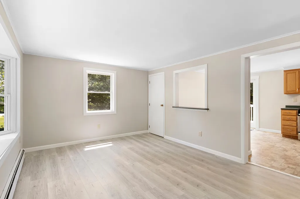 224 Walleston Road Saint George ME 04860