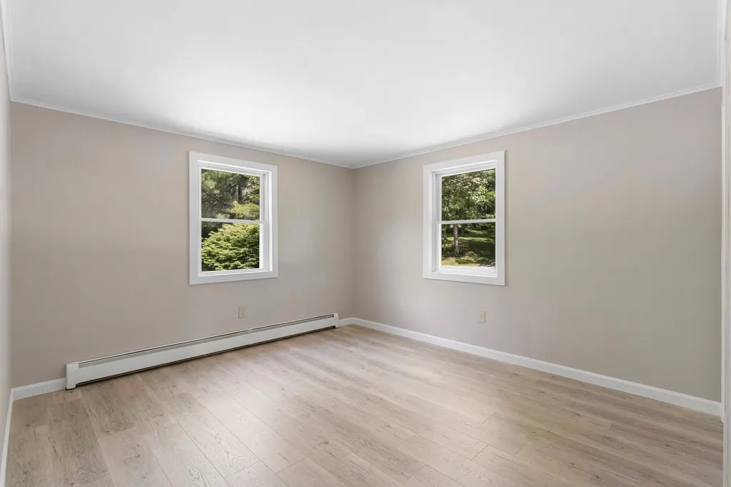 224 Walleston Road Saint George ME 04860