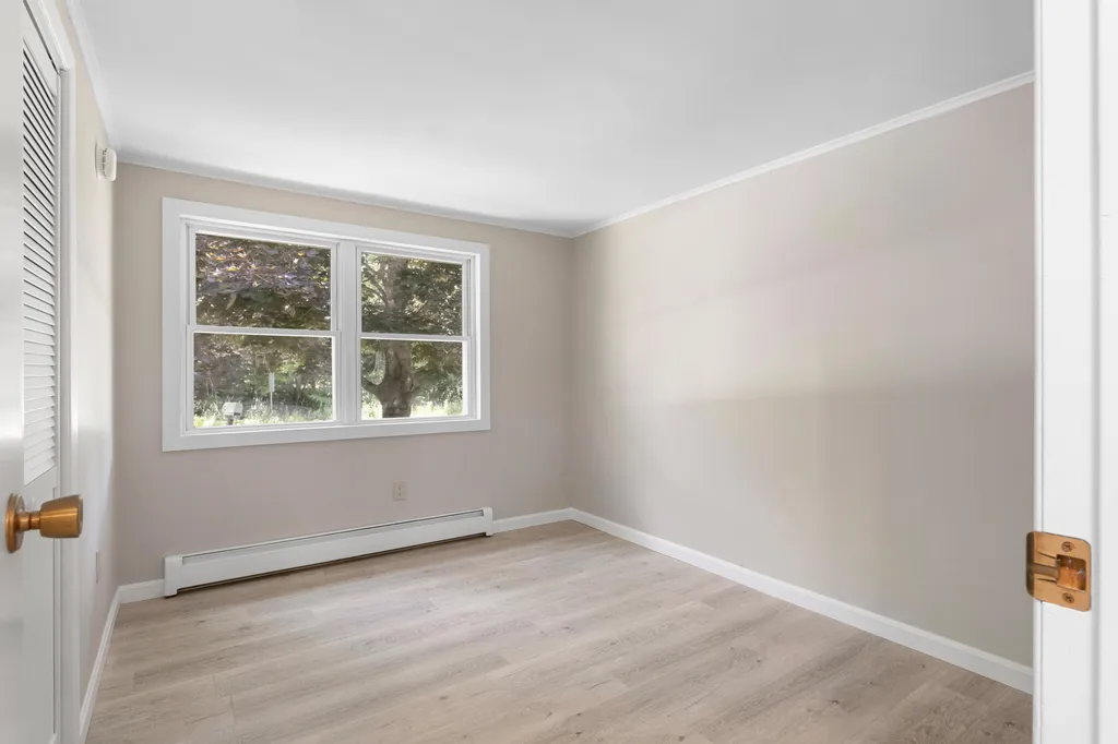 224 Walleston Road Saint George ME 04860