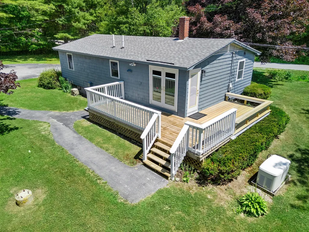 224 Walleston Road Saint George ME 04860