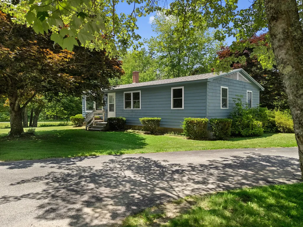 224 Walleston Road Saint George ME 04860