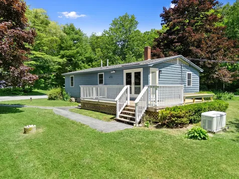 224 Walleston Road Saint George ME 04860