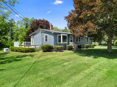 224 Walleston Road Saint George ME 04860