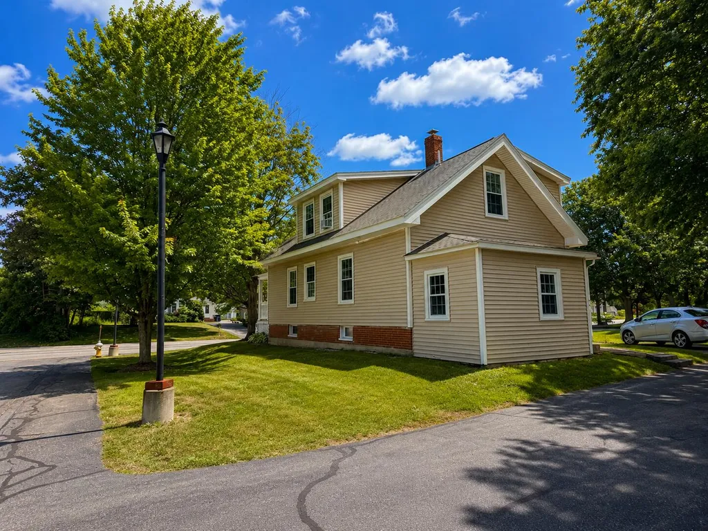 247 Spring Street Westbrook ME 04092