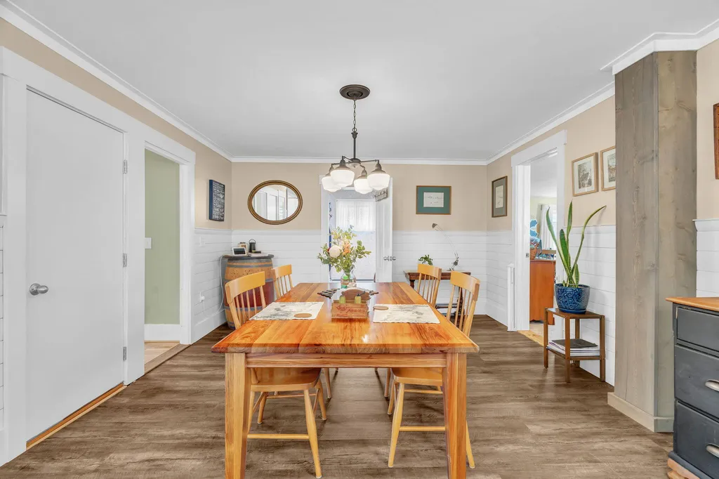 935 W Main Street Dover-foxcroft ME 04426