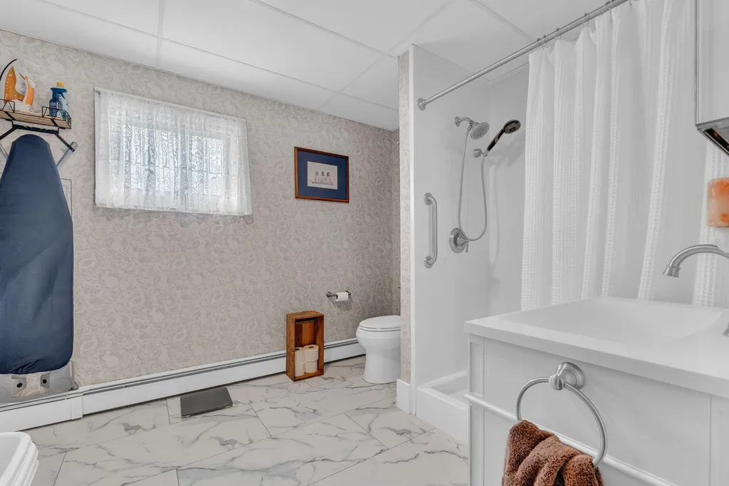 935 W Main Street Dover-foxcroft ME 04426