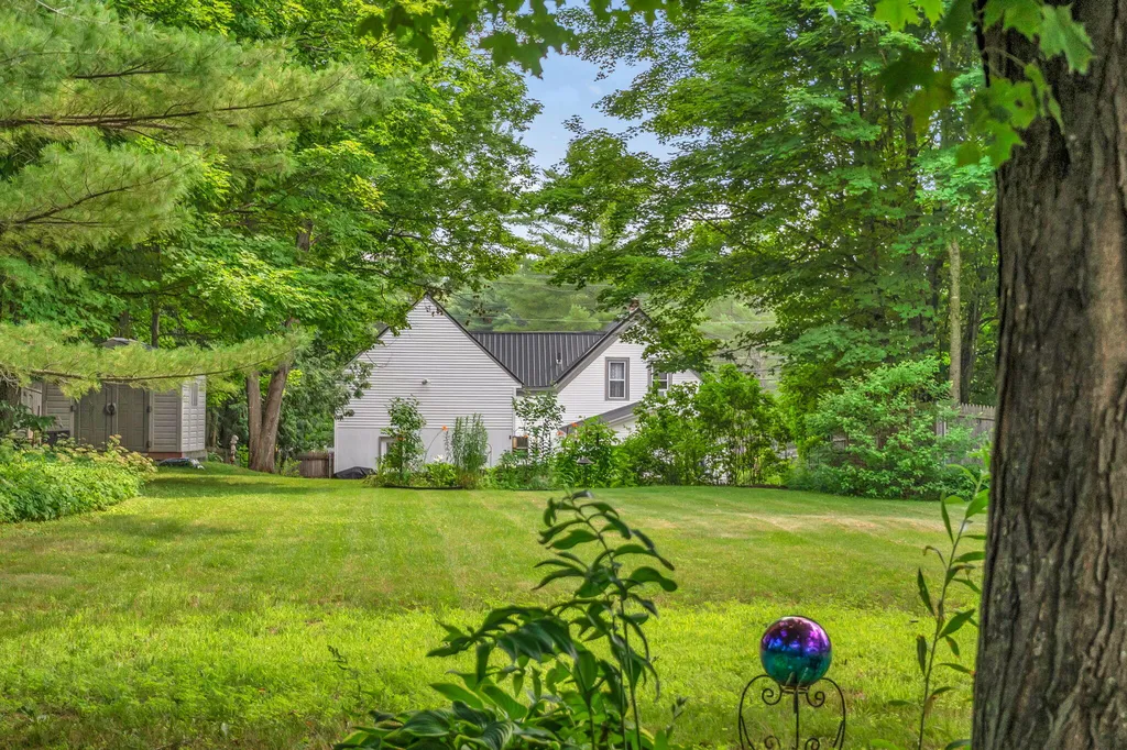 935 W Main Street Dover-foxcroft ME 04426