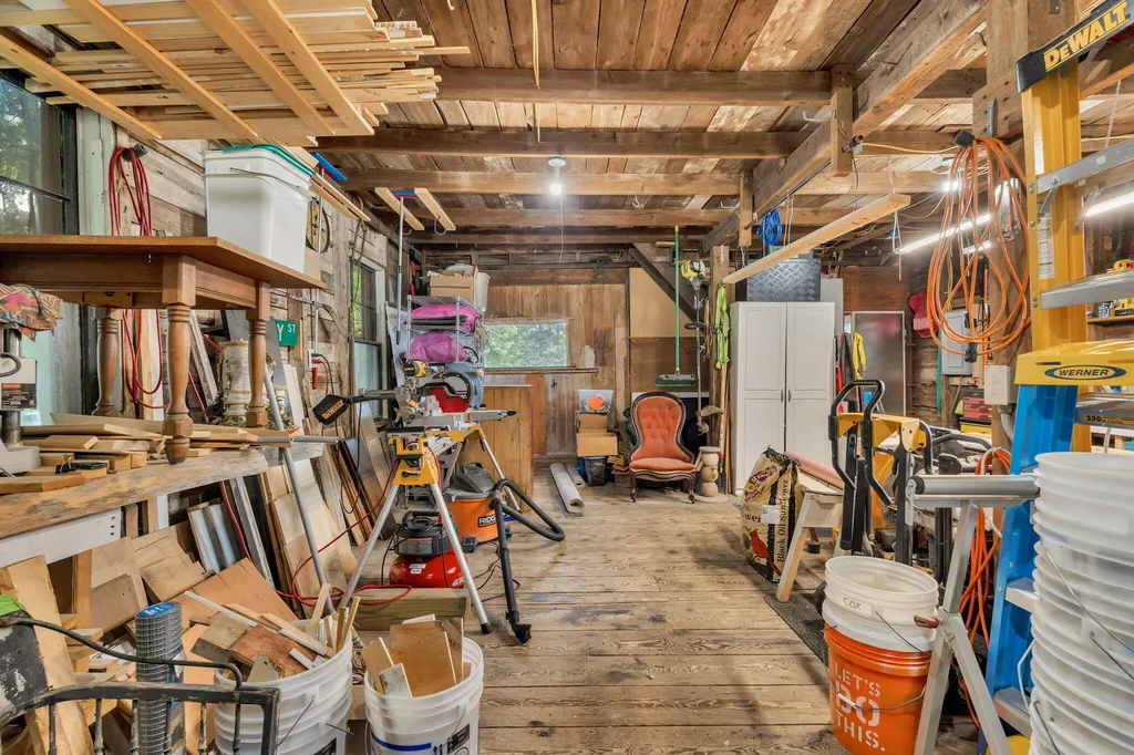 935 W Main Street Dover-foxcroft ME 04426