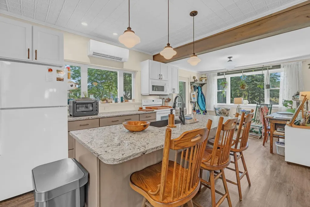 935 W Main Street Dover-foxcroft ME 04426