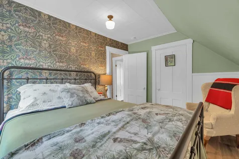 935 W Main Street Dover-foxcroft ME 04426