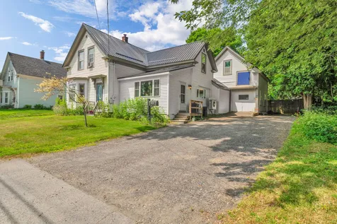 935 W Main Street Dover-foxcroft ME 04426