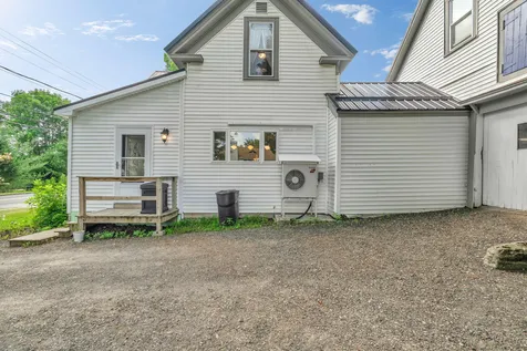 935 W Main Street Dover-foxcroft ME 04426