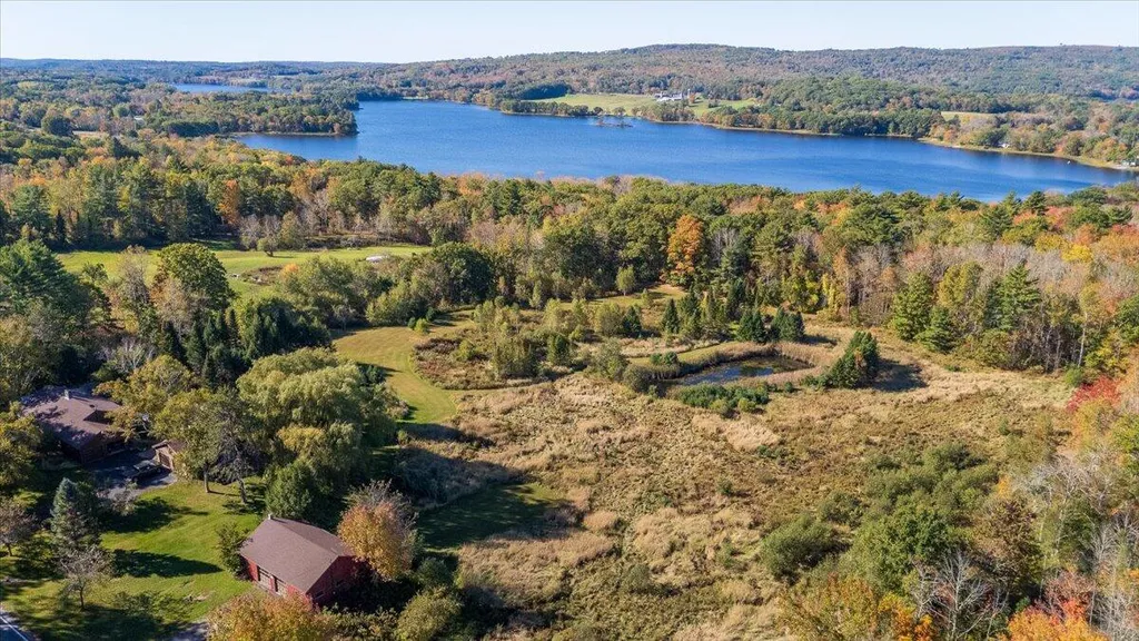 261 S Union Road Union ME 04862