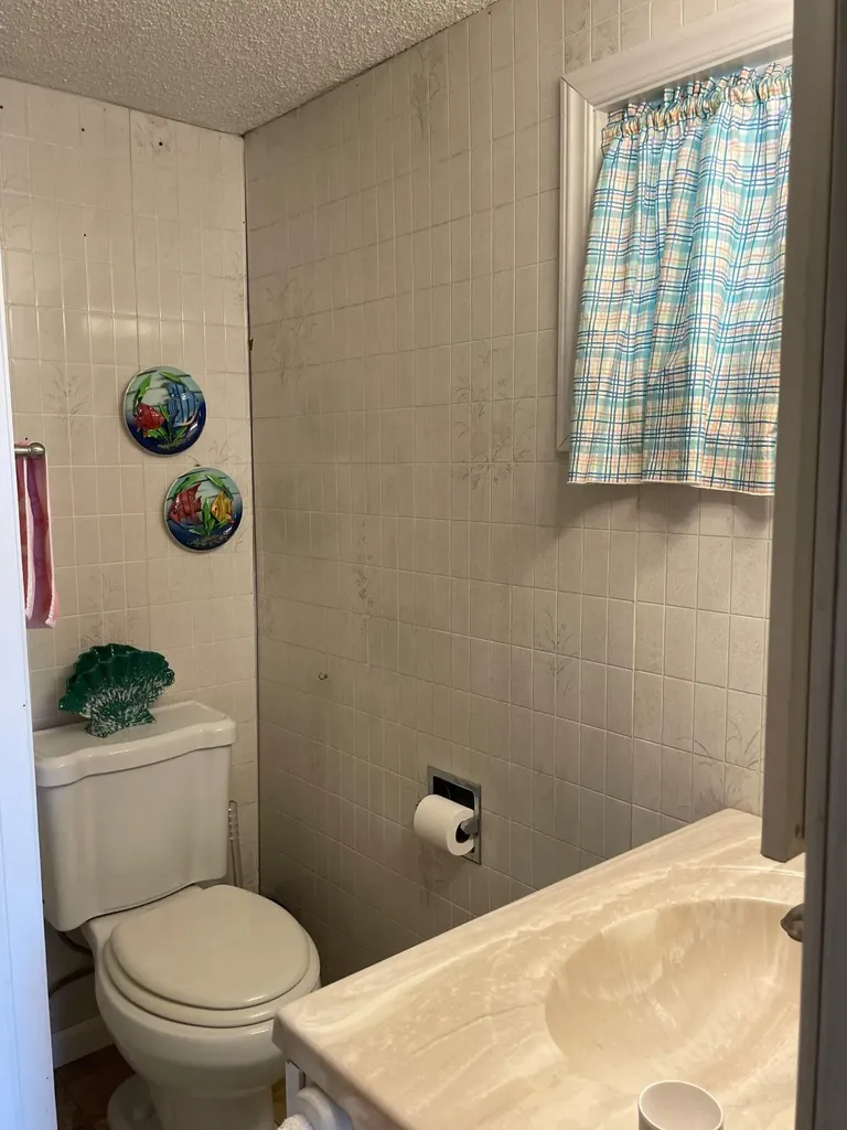 31 Hardy Point Road Pembroke ME 04666