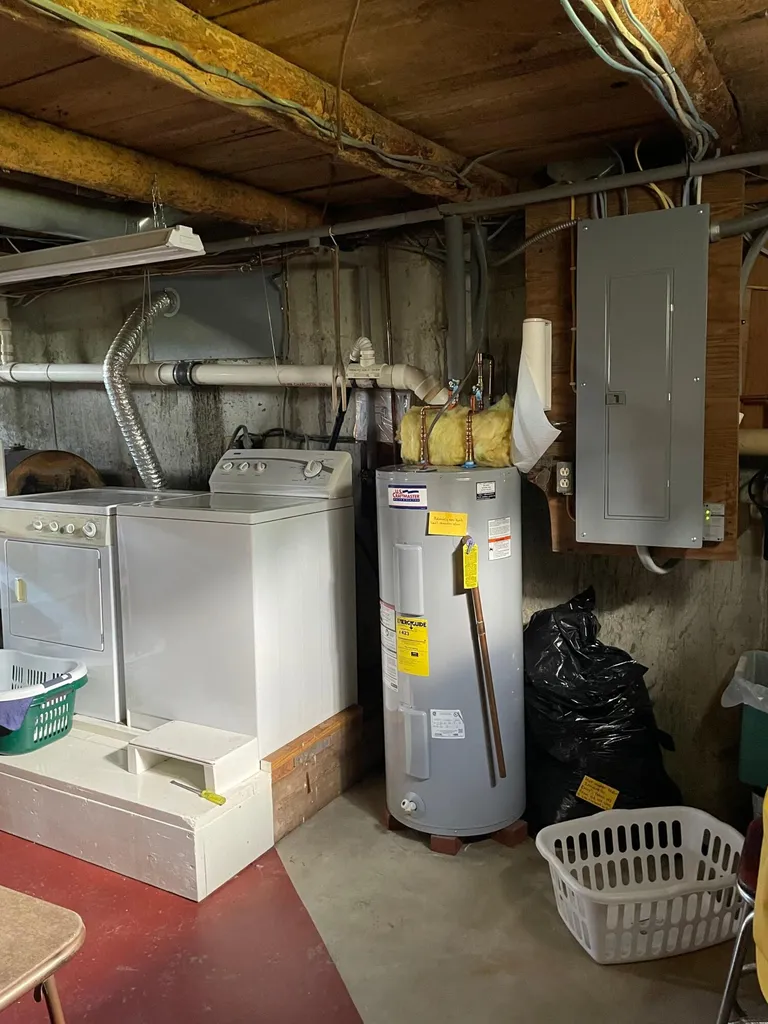 31 Hardy Point Road Pembroke ME 04666