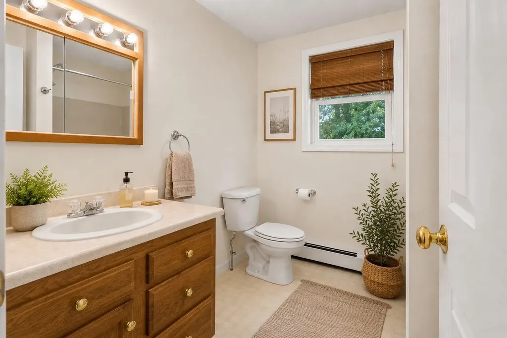 41 Stockman Avenue Saco ME 04072