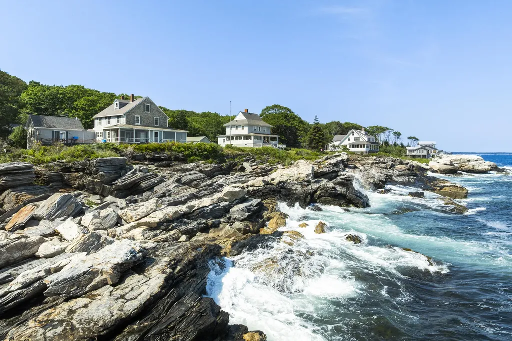 183 Maine 32 Bristol ME 04554