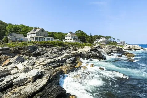 183 Maine 32 Bristol ME 04554