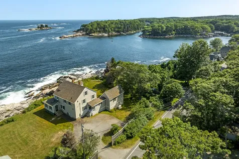 183 Maine 32 Bristol ME 04554