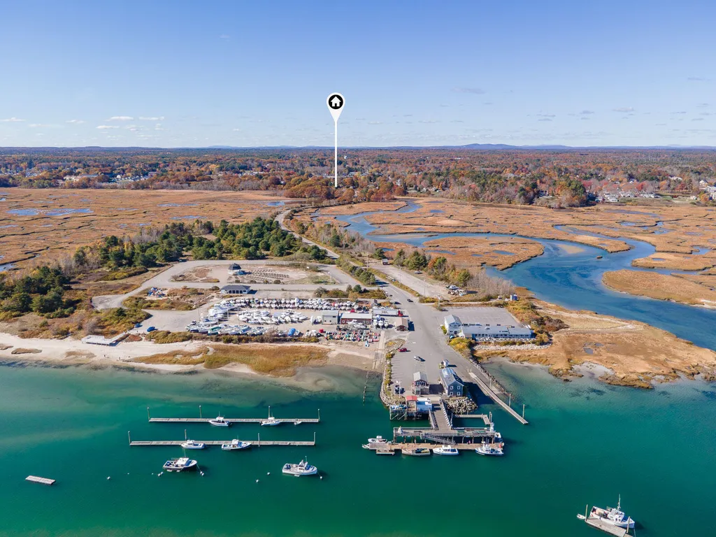 105 Harbor Road Wells ME 04090