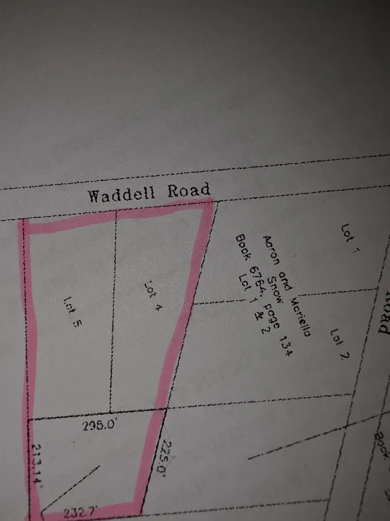 M12L27 Waddell Road Castle Hill ME 04757