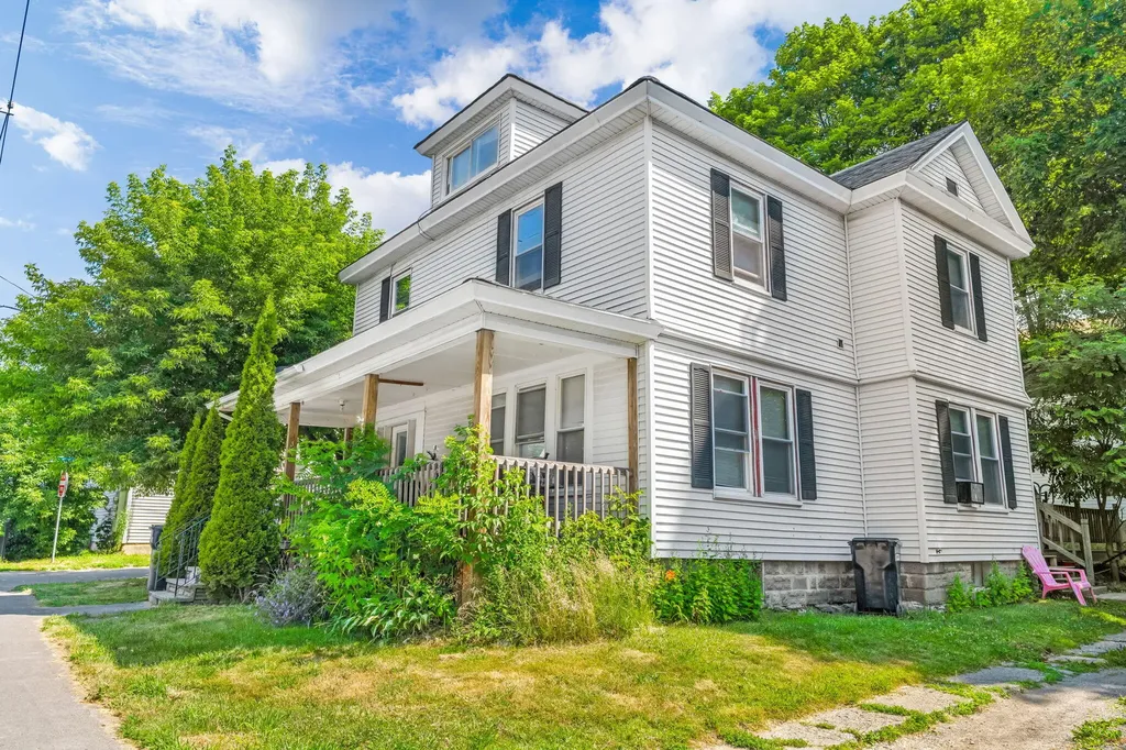 77 Center Street Bangor ME 04401