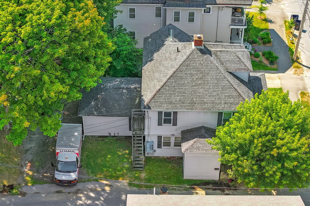 77 Center Street Bangor ME 04401