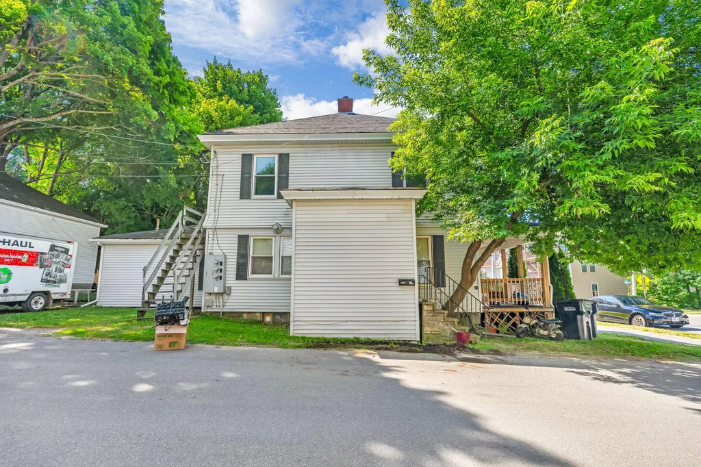 77 Center Street Bangor ME 04401