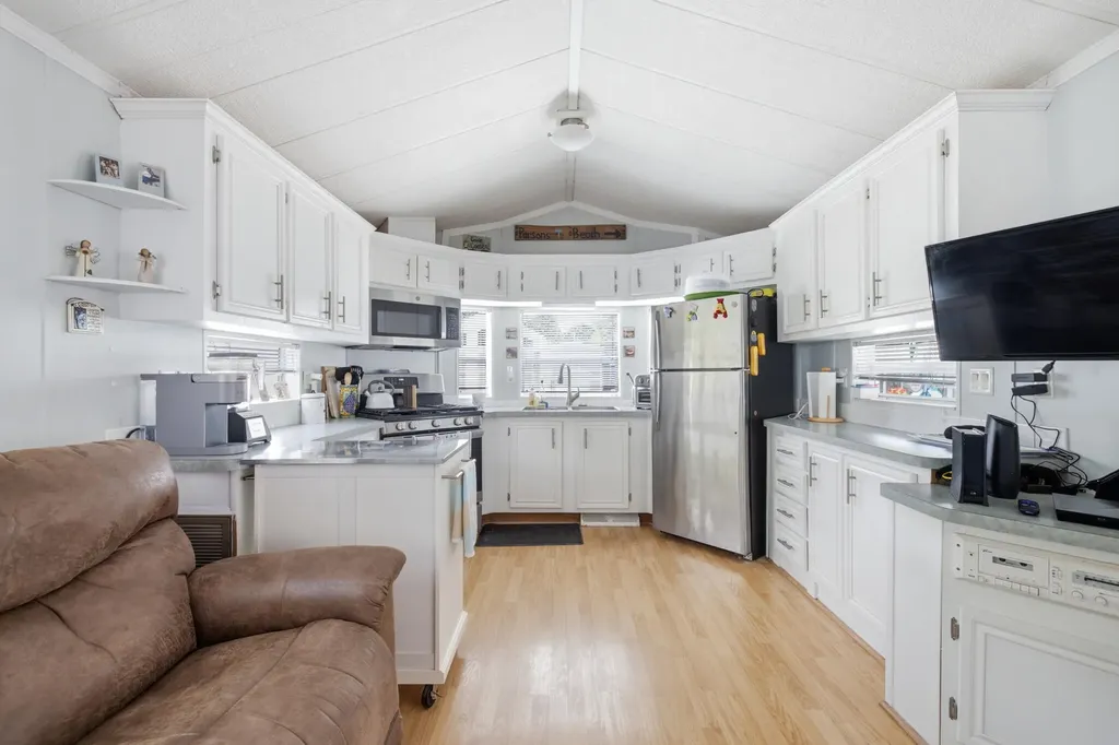 9 Bourne Avenue Wells ME 04090