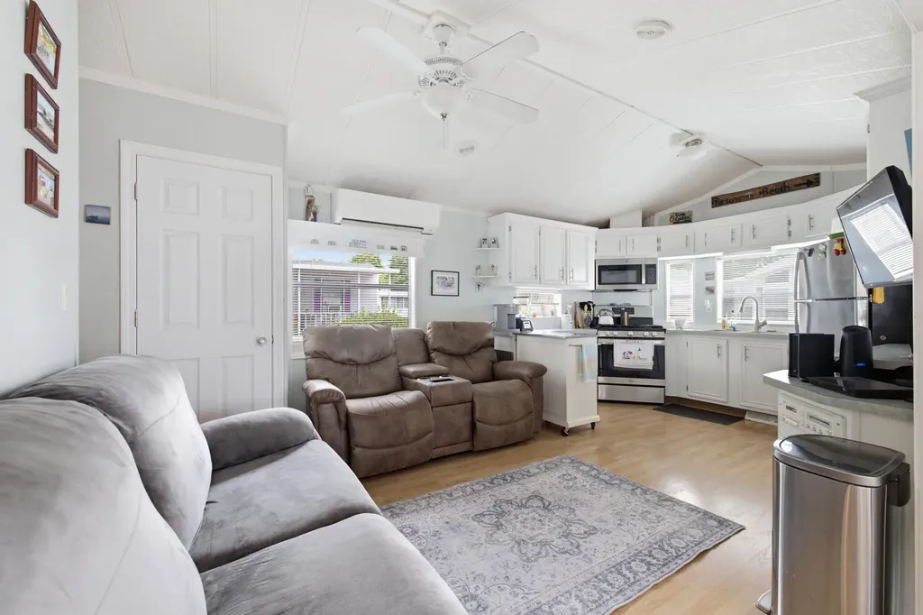 9 Bourne Avenue Wells ME 04090