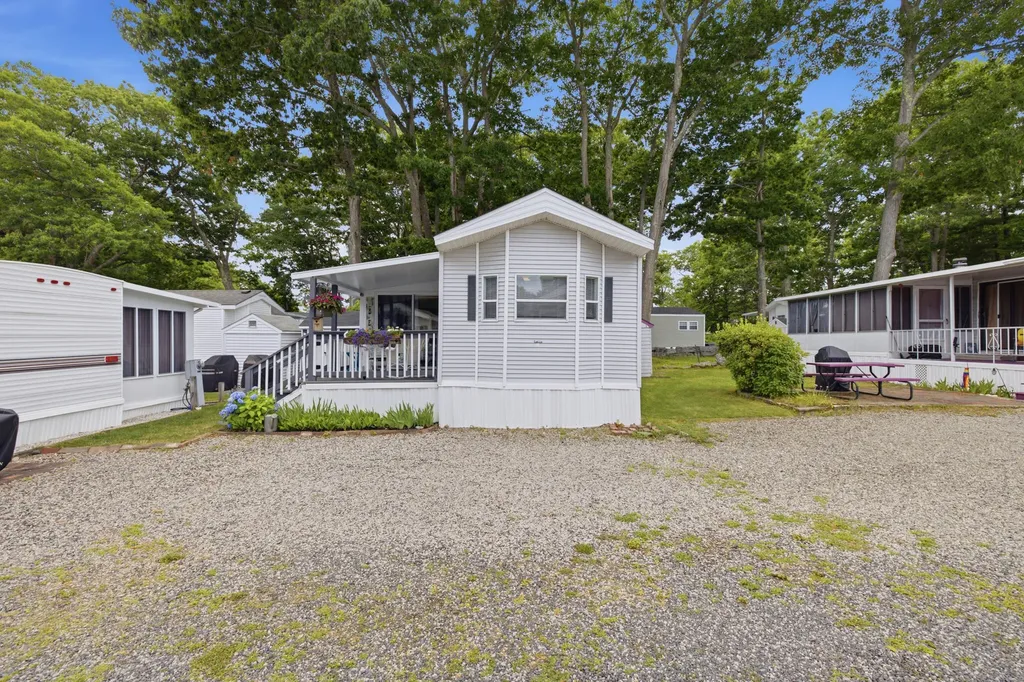 9 Bourne Avenue Wells ME 04090