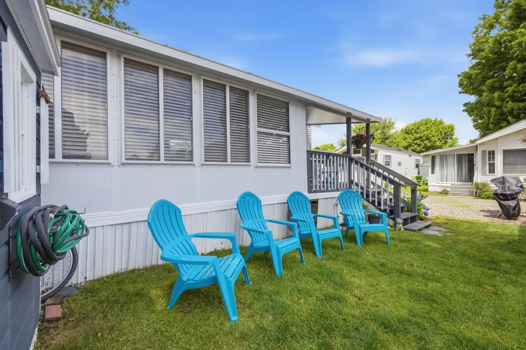 9 Bourne Avenue Wells ME 04090