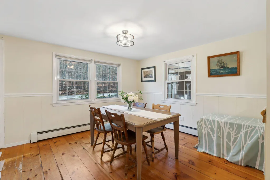 8 Dutton Hill Road Windham ME 04062