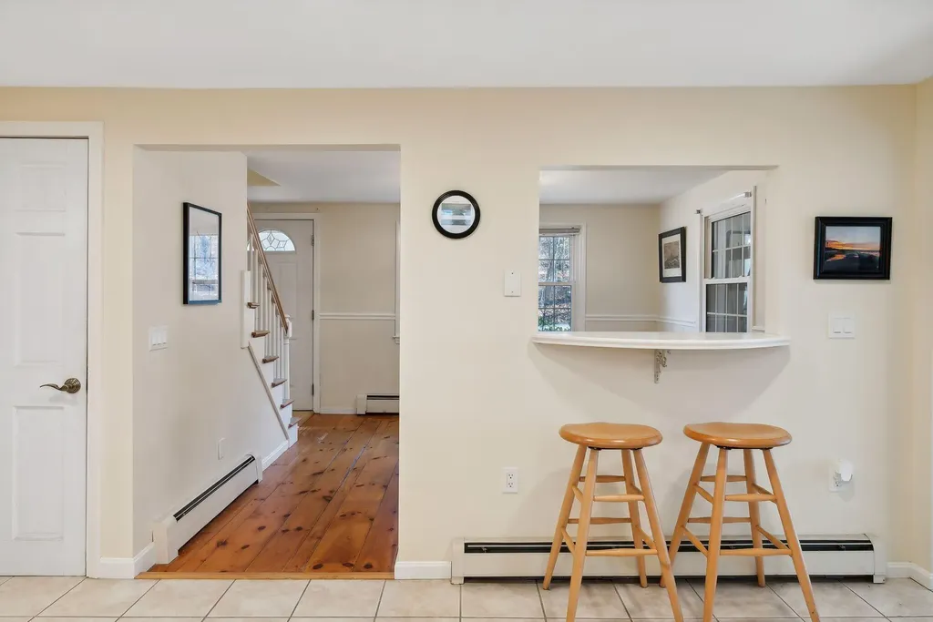 8 Dutton Hill Road Windham ME 04062
