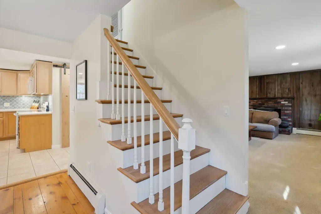 8 Dutton Hill Road Windham ME 04062